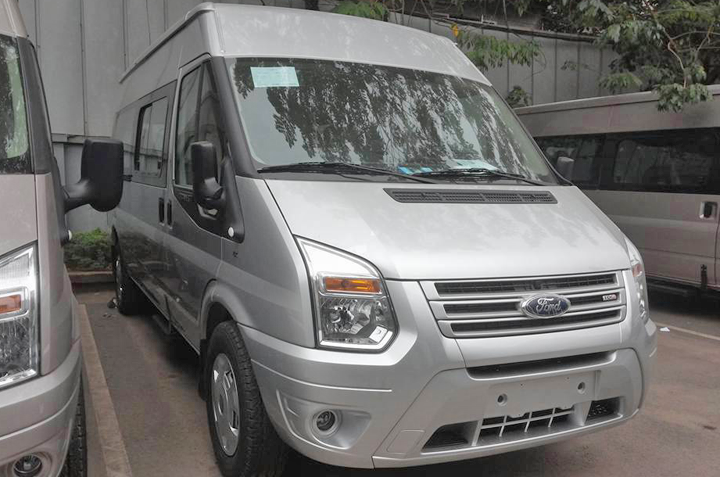 Giá thuê xe Ford Transit 16 chỗ tại Hà Nội